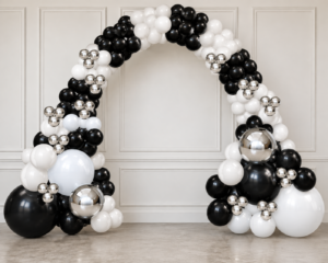 Black and White Organic Arch - 20ft