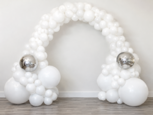 White Organic Arch - 20ft