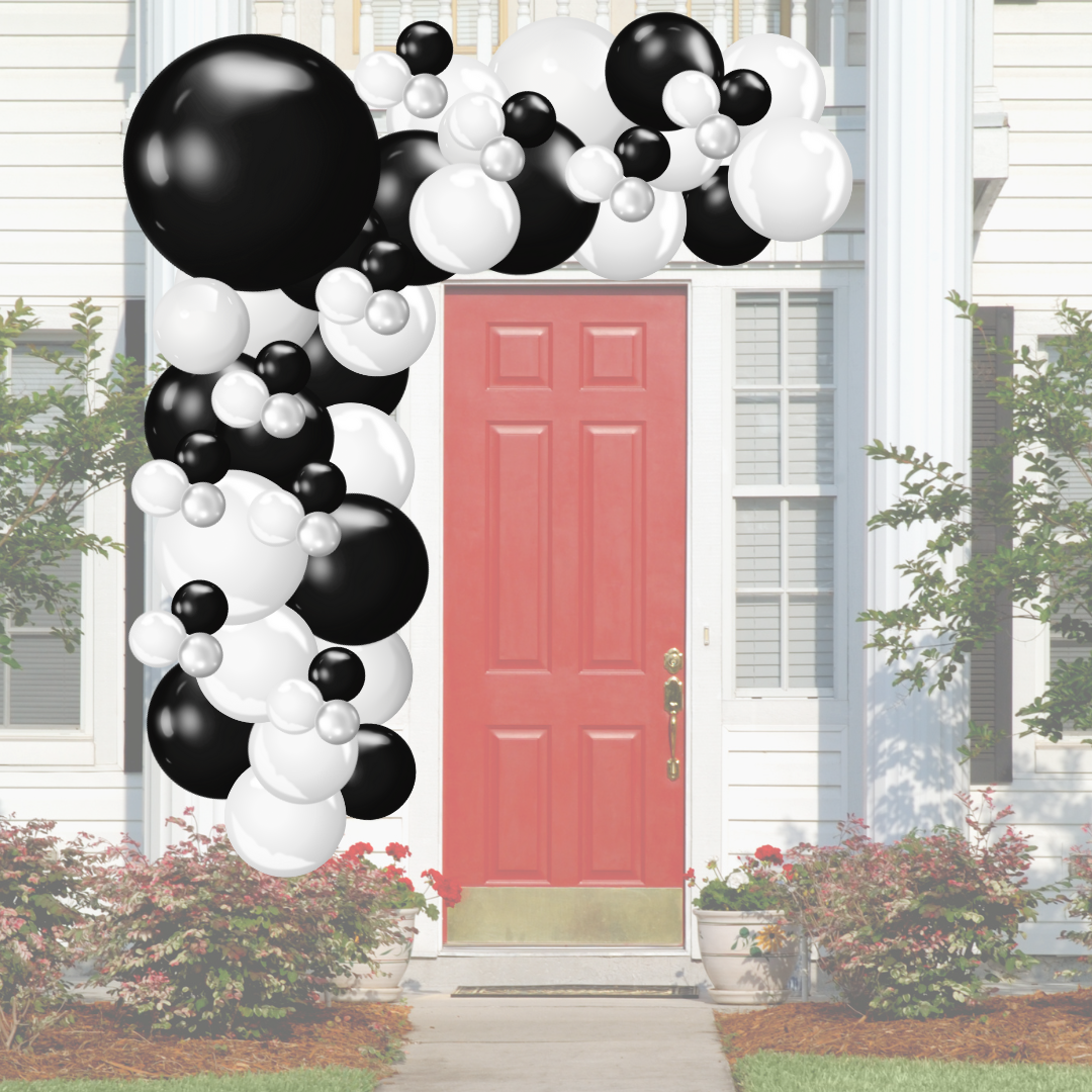 Black and White Simple Garland Large BG (1)