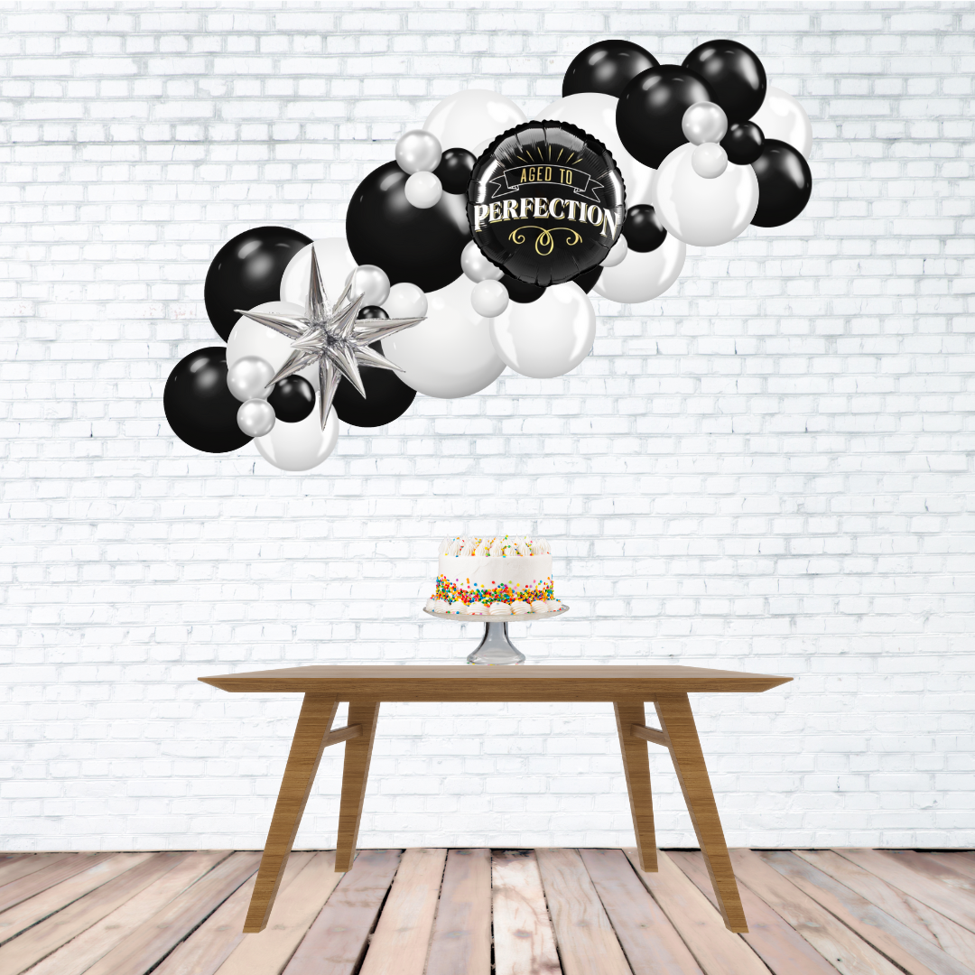 Black and White BG Fancy Garland Small (1)