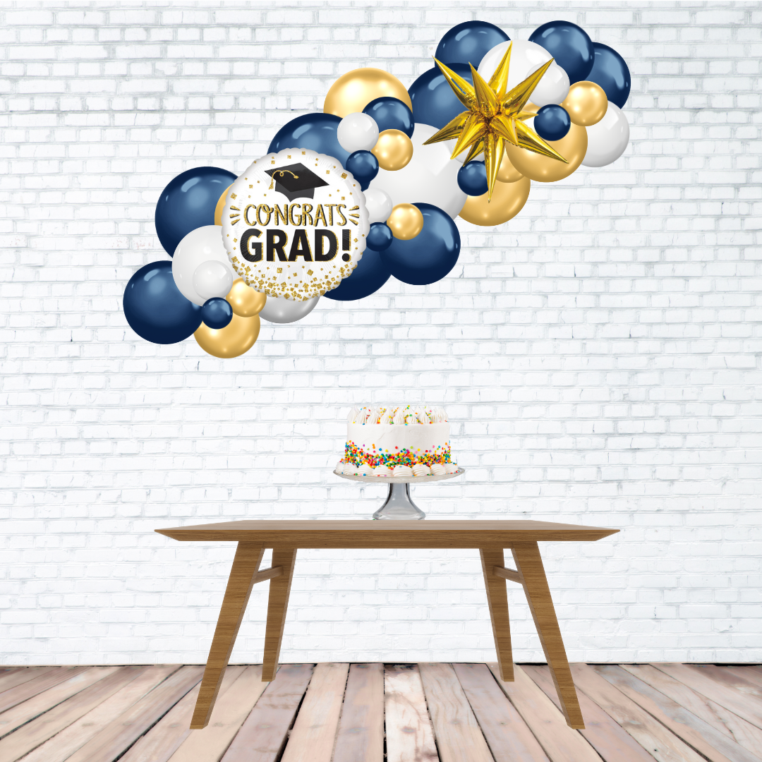 Congrats Grad Fancy Garland Small BG (1)